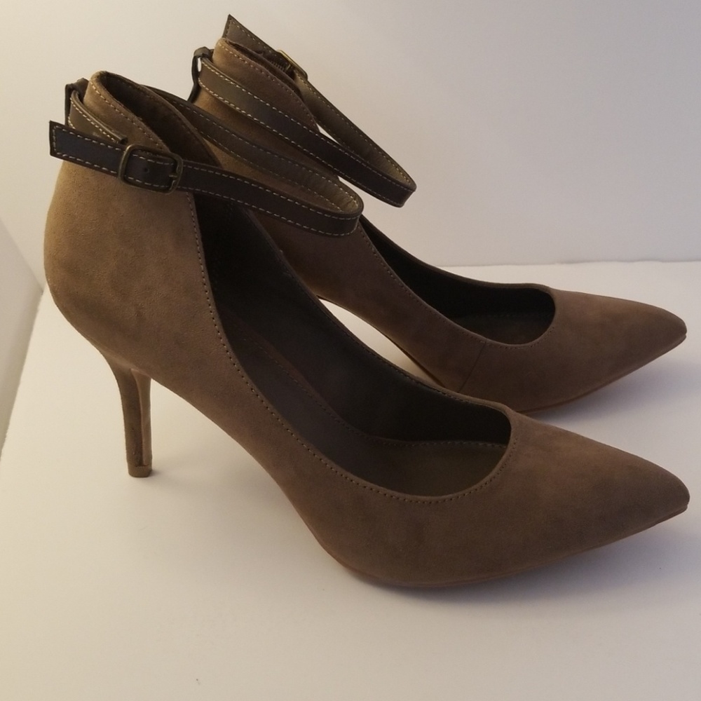 Mia Cocoa suede heel with ankle strap
